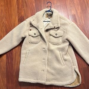 Koolaburra by UGG faux fur women’s jacket with pockets - NWOT Small - tan